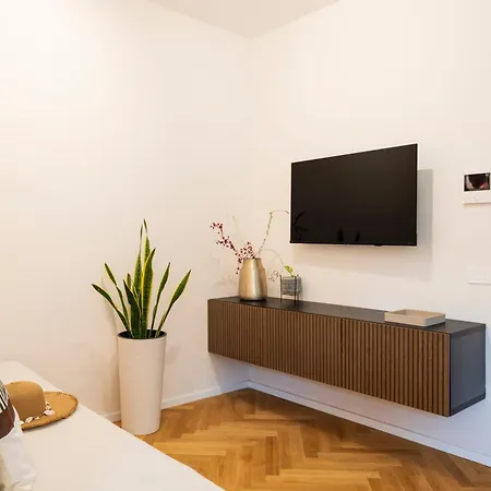 Modern Open Space In The Heart Of Apartment Cagliari