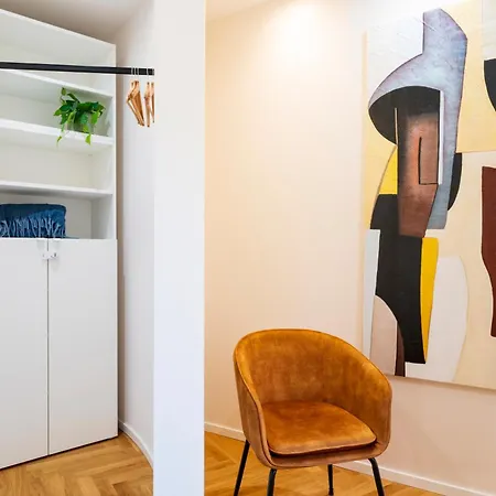 Modern Open Space In The Heart Of Apartment